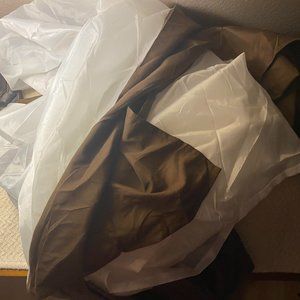 KING BED CHOCOLATE BED SKIRYT